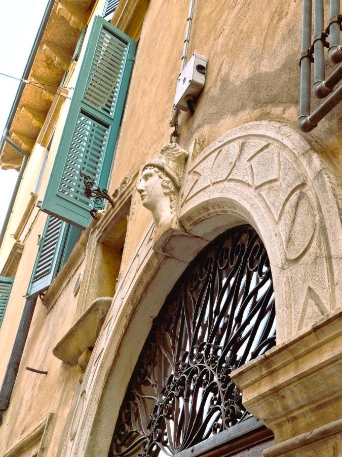 Suite Antico Seminario Verona Exteriör bild